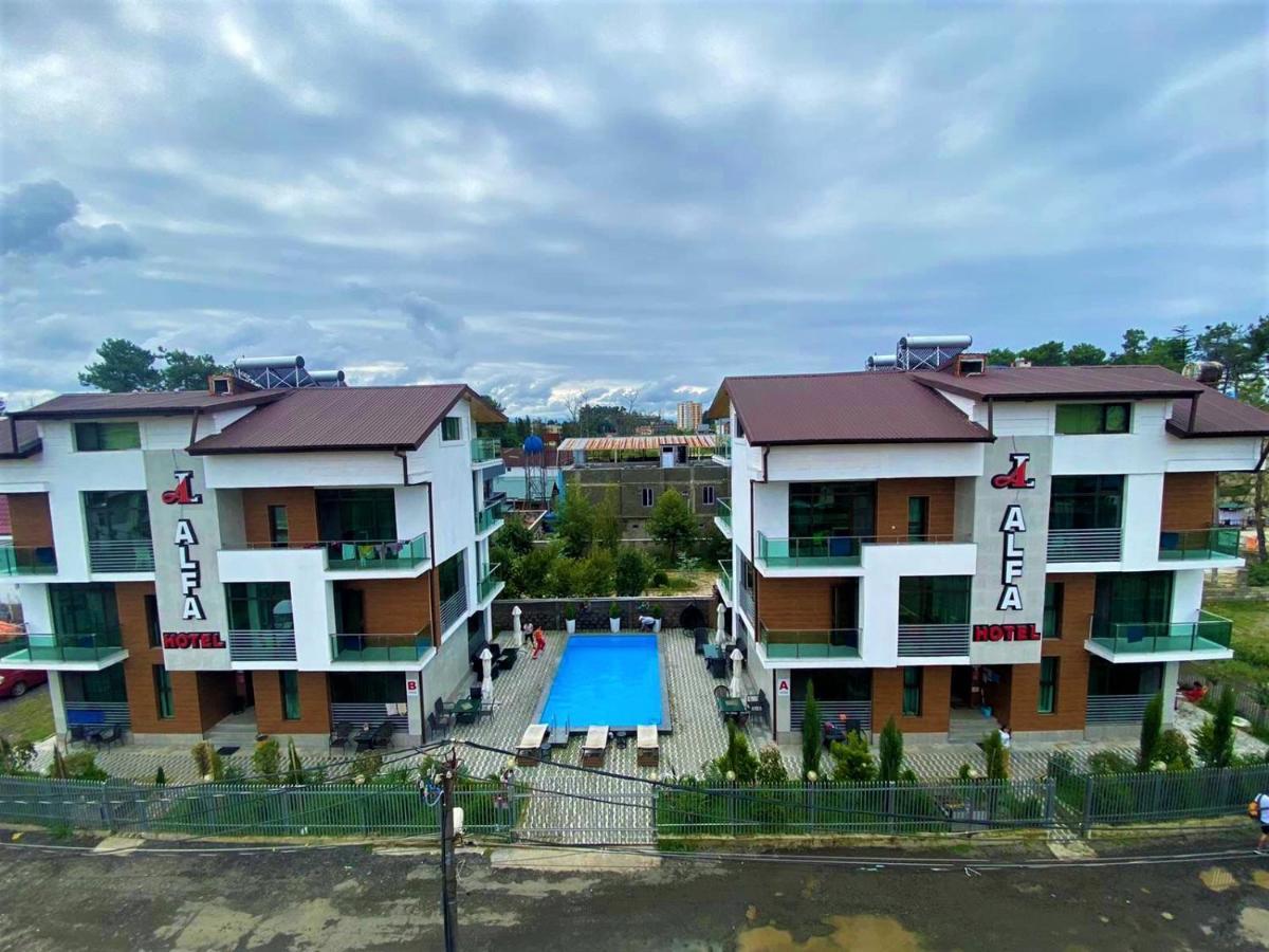 Aparthotel Alfa 乌雷基 外观 照片