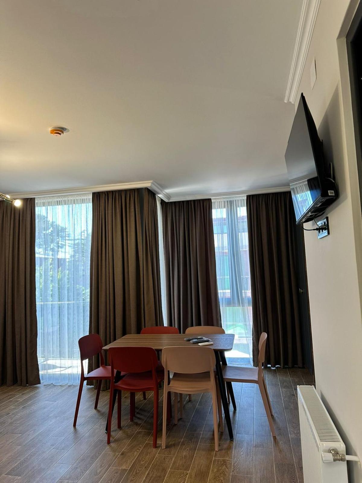 Aparthotel Alfa 乌雷基 外观 照片