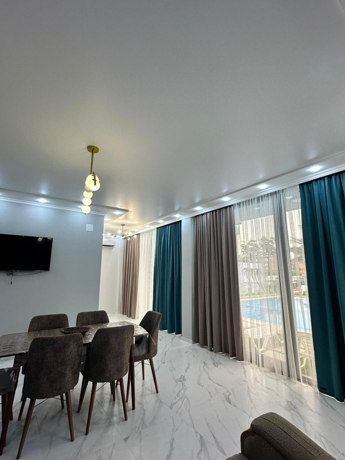Aparthotel Alfa 乌雷基 外观 照片